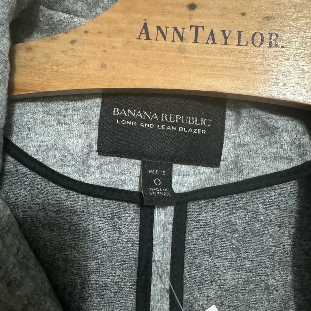New - Banana Republic (RETAIL STORE) blazer - Picture 4 of 6